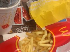 -麦当劳(江湾镇店)