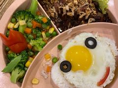 -布鲁豪斯亲子欢乐家庭餐厅