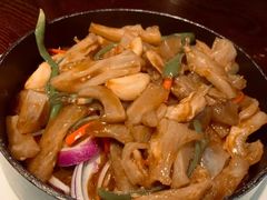 干锅牛蹄筋-双子楼大酒店(城开国际写字楼店)