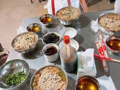 -正宗杨记普洱酸醋米线(总店)