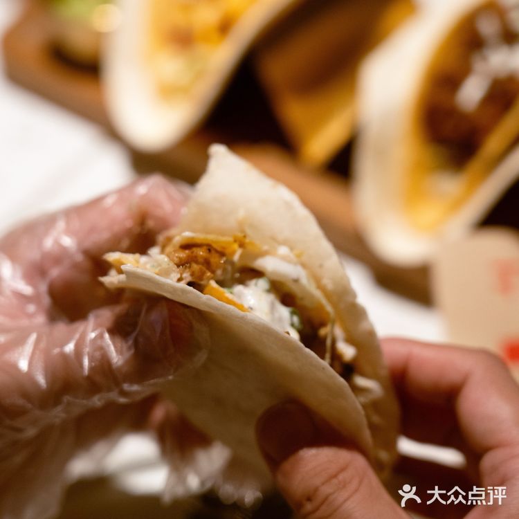 taco汉堡脑袋冲冲冲！！