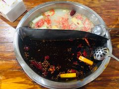 鸳鸯锅-满江红串串香(七道堰街店)