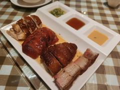 -新大咀港式茶餐厅(宝山万达店)