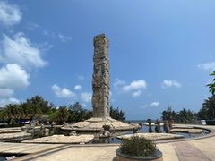 -亚龙湾中心广场