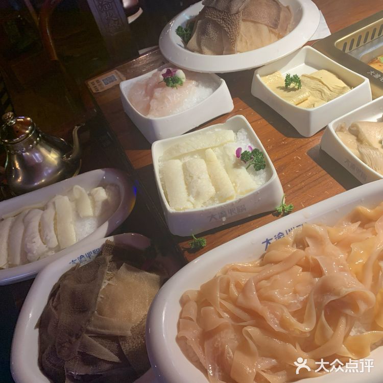 和小伙伴去吃毛肚1.5份 黄喉1.5份这种