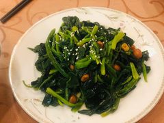 果仁菠菜-秦记香辣蟹(松榆里店)