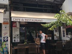 -Old House Restaurant