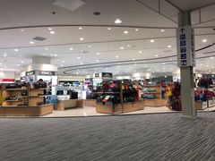 -关西国际机场直营免税店