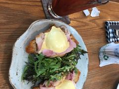 -ROAST coffee & eatery