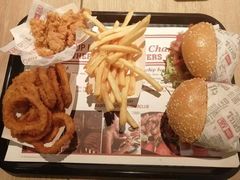 -The Habit Burger Grill 哈比特汉堡(复兴soho店)