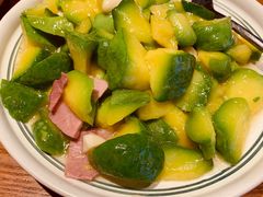 -云海肴·汽锅鸡·云南菜(天山百盛优客店)