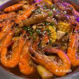 想在西南大学附近吃蟹肉煲[糖果]