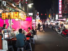 -六合夜市