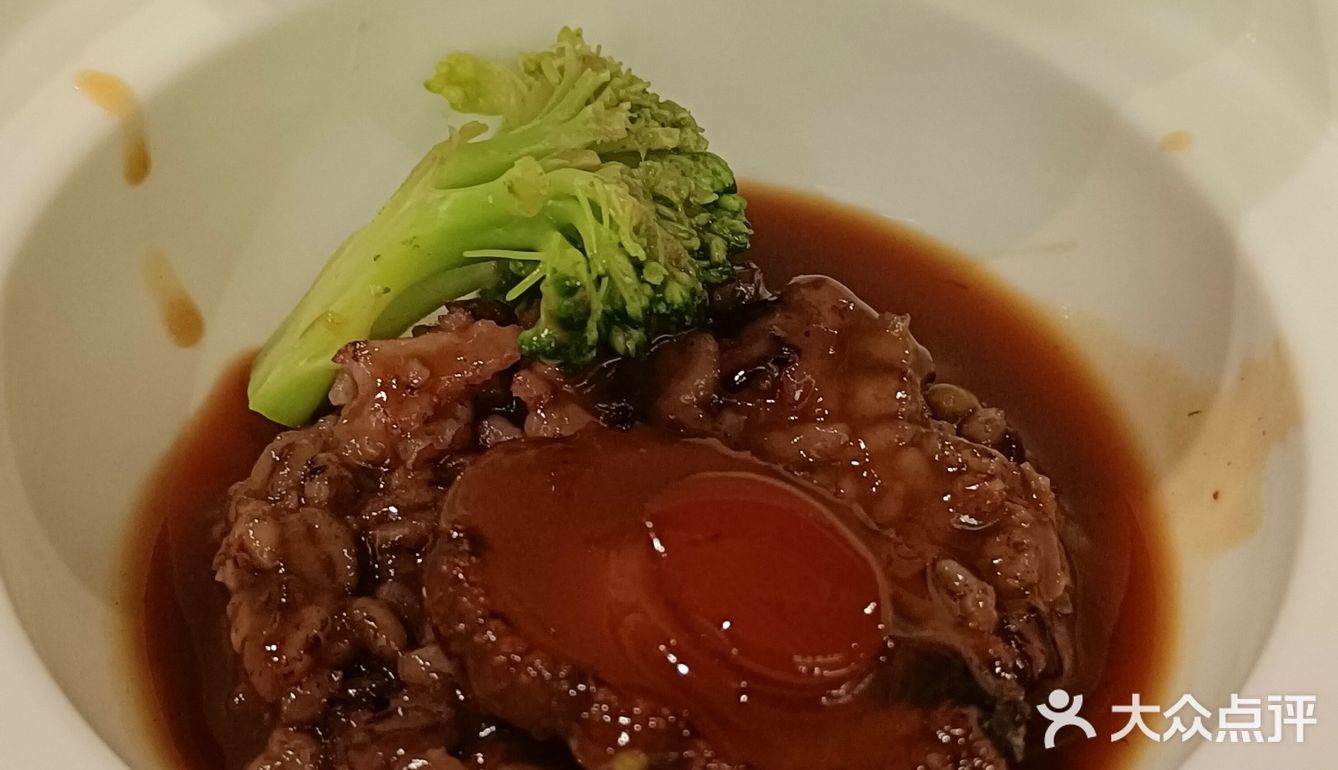 生蠔任吃算是值回票價，但個人不太敢吃生蠔