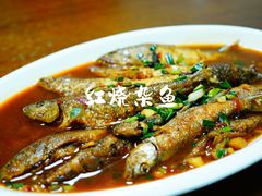 红烧杂鱼-畲乡一品鱼府土菜馆
