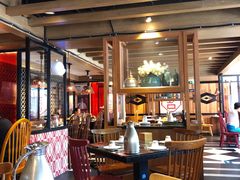 大堂-江边城外烤全鱼(方庄时代购物中心店)