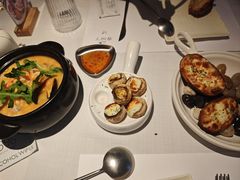 -春树下·树屋花房西餐厅(罍街AS1980店)