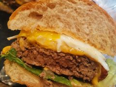 -HIGH FIVE哈福手工汉堡(桂林路店)