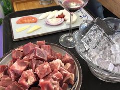 -毛辣果·贵州红酸汤牛肉火锅(西单店)