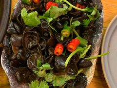 木耳-回·龙虾铺·盆盆蟹·烧烤大排档(回龙观店)