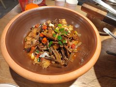 -聚鑫朋酸菜肥肠(文艺路口店)