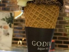 冰淇淋蛋筒-GODIVA(美罗城店)