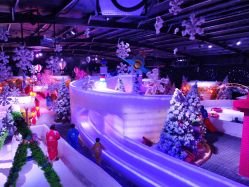 -圣名游乐城冰雪大世界
