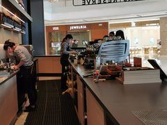 -星巴克臻选(上海合生汇1F店)