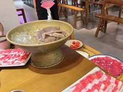 -巴隆门重庆老火锅(太湖路店)