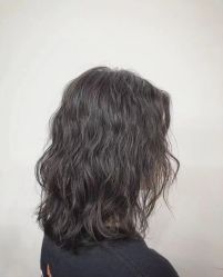 -茶发Salon·烫发染发理发