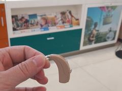 -海之声助听器 瑞士峰力直营中心(华麟大厦店)