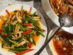 青花椒黄喉-弓虽昌焖烧鸡(大竹林店)