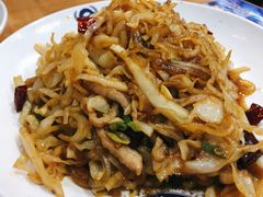 -篱笆院东北饺子王(欧阳路店)