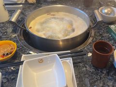 -一席地·本地鸡窝·杭帮鸡火锅(萧山银隆百货店)