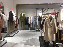 -百盛(万象城店)