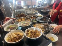 -松树干拌面店