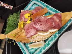 -山川小町·极番烧肉(新地假日广场店)