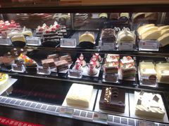 面包甜点陈列柜-85度C(苏州石路店)