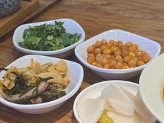 -湘人龙记老长沙米粉(鸟巢店)