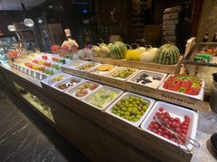 -半岛翡丽海鲜自助餐厅(观风亭店)