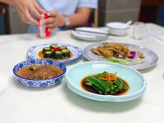 -七的湖·晚芳亭·阳澄湖农家菜·大闸蟹(莲花岛店)