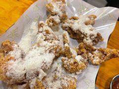 初雪炸鸡-咕咕站韩国料理(紫金港店)