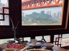 -小天鹅火锅·一线江景洪鼎旗舰店(洪崖洞店)