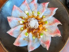 鰤鱼薄切-Tsuru鹤日本料理(静安香格里拉店)