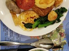 -海口绿发希尔顿酒店-田园汇自助餐·三文鱼·海鲜