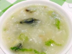 -快乐海鲜酒楼(滇池路店)