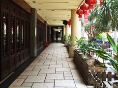 -海口骑楼小吃街