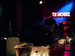 -TZ House音乐现场(茅台店)