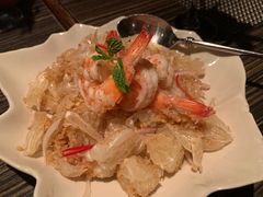 柚子虾沙拉-Ruen Urai