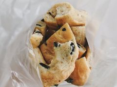 橄榄福佳斯-Dough&Joe团憩(瑞虹天地月亮湾店)